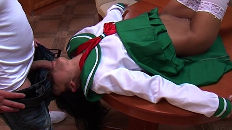 PURZEL HOT Clips: 섹스 창녀로 변하는 발정난 이웃 2