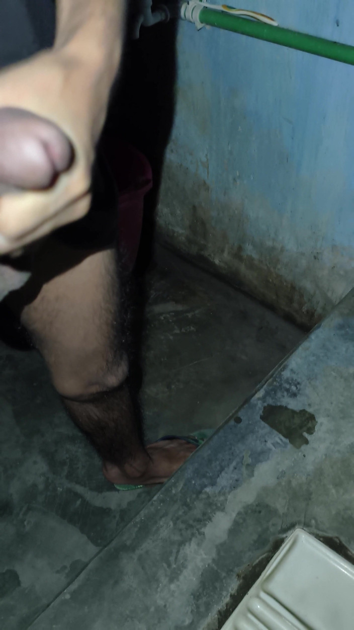 Ahpanal: विशाल वीर्य शॉट के साथ नीचे हस्तमैथुन