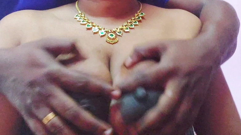 Desi Mohini: mainne aaj dopahar men premika ke saath seks kiya