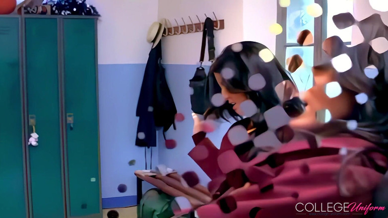 College Uniform: Съемка в темно-красной униформе с участием Fiona G