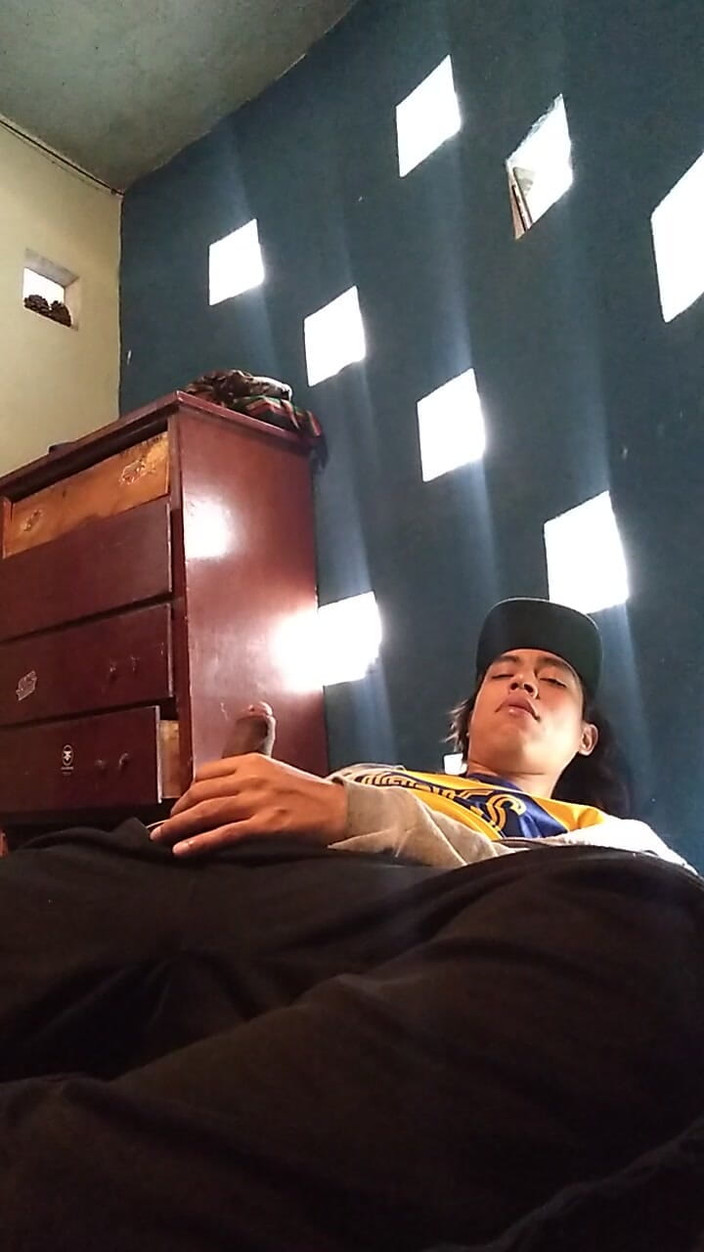 AlexAlejandro13: Desperacko potrzebny