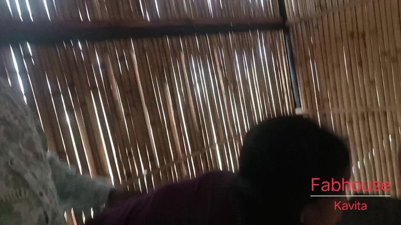 Kavita _zawazawi: Desi coppia scopa nella sala a pranzo dell'hotel