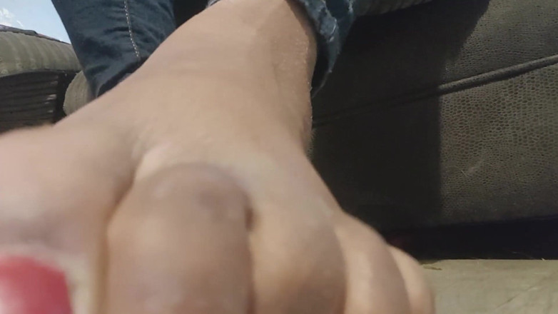 Simp to my ebony feet: Taşak ezme azdırma