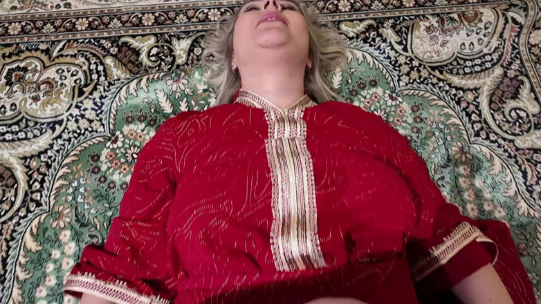Amateur Homemade Porn: Seks panas buatan sendiri Turki dengan MILF berkahwin