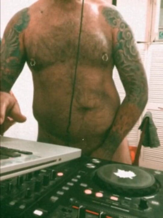 Phillholes: Horni dj