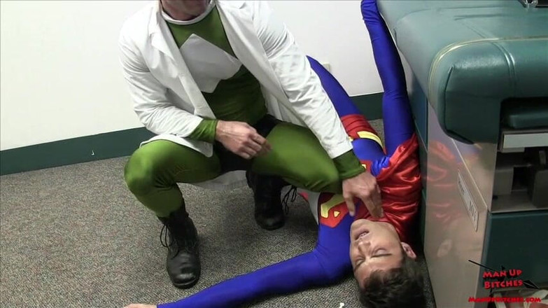 ManUpFilms: 쩌는 젖가즘을 느끼는 슈퍼맨