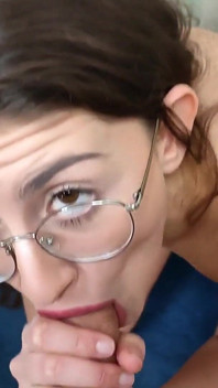 Toilet Fetish BJ Cum Pee Each Other