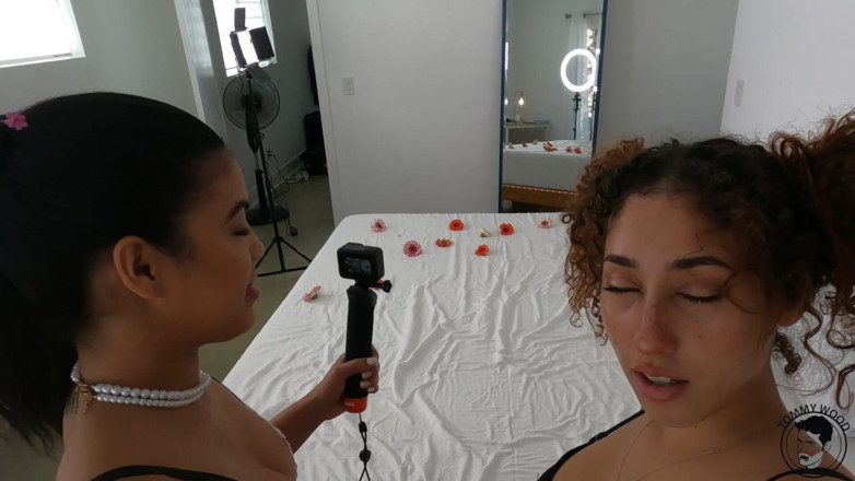 Tommy Wood XXX: Ébano pornstars Kira Perez Maya Farrell sexo a três em...