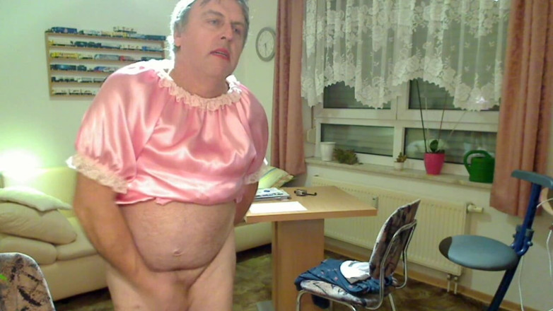 Sissy die Transhure: Sissy's self satisfaction
