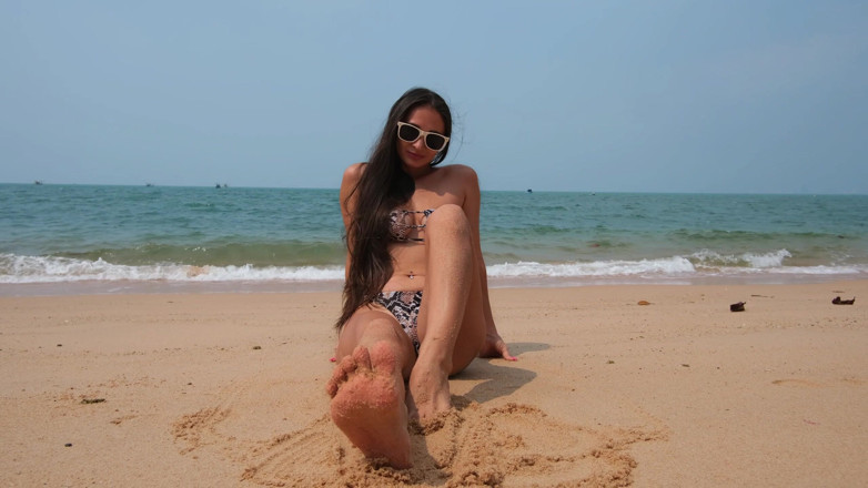 PassionBunny: Nadržené a Sunny Morning on the Beach