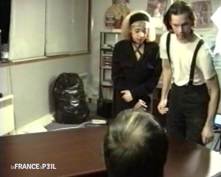Rue Chaude: A Blondie Interviews a Very Perverse Caster!