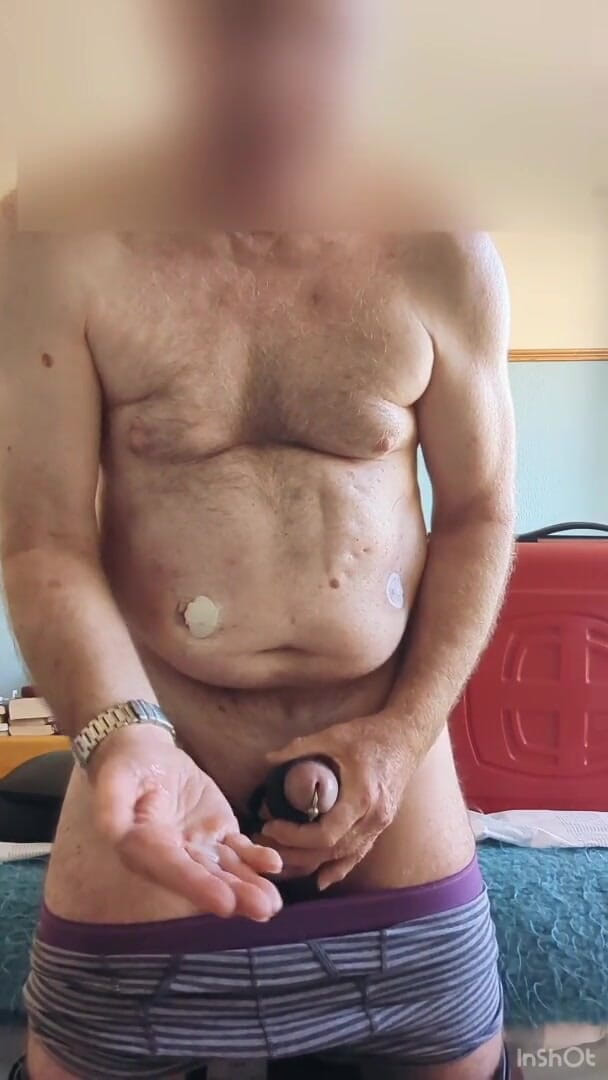 Bellhead: Reverse motion bedroom fun