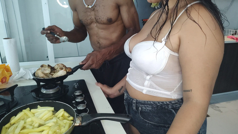 PABLO N3GROBAR: Suapkan si jalang untuk hari dan kongkek untuk seumur hidup