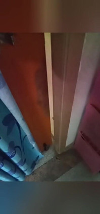 The Delivery Boy Threatened the Customer