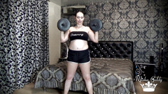 Goddess Misha Goldy: Výzva vzpírání se 40 opakováními na cvičení