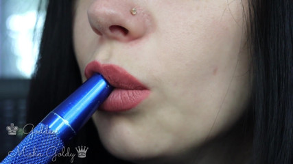Goddess Misha Goldy: Cum to my big beige seduction and big hookah smoke!