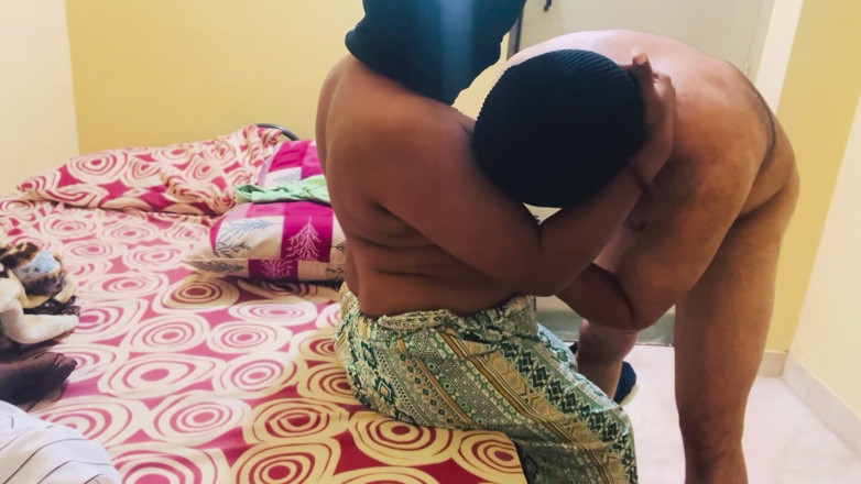 SARA NEHA: Sucking Pussy Hot Wife Everyday Wife Need Sex N Suck