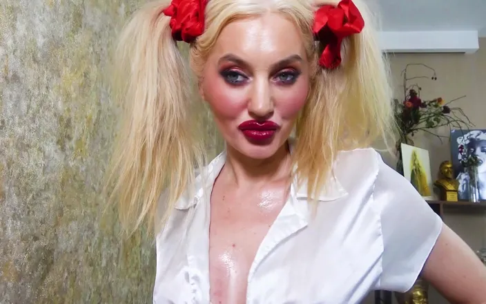 Goddess Celine: Lipstick Domination