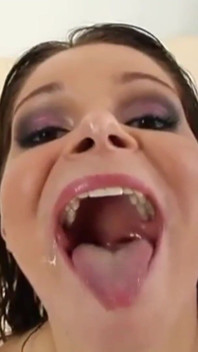 A Super Hot Petite Jenny Babe and Her Lovely Anal