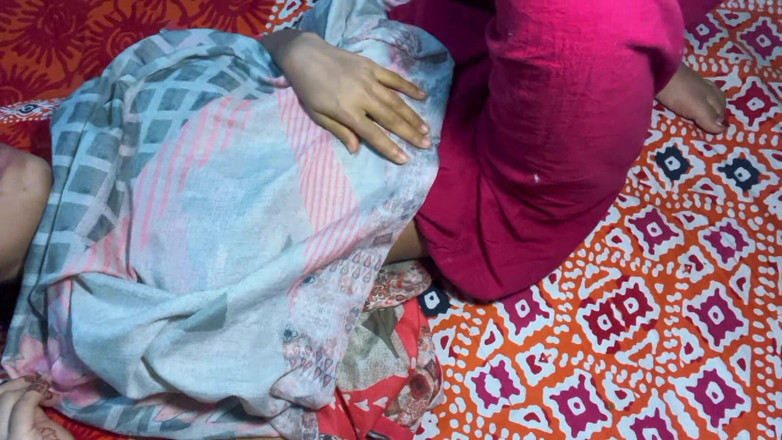popXusa: Desi indiano fratellastro e sorellastra sesso bollente di notte bangla...