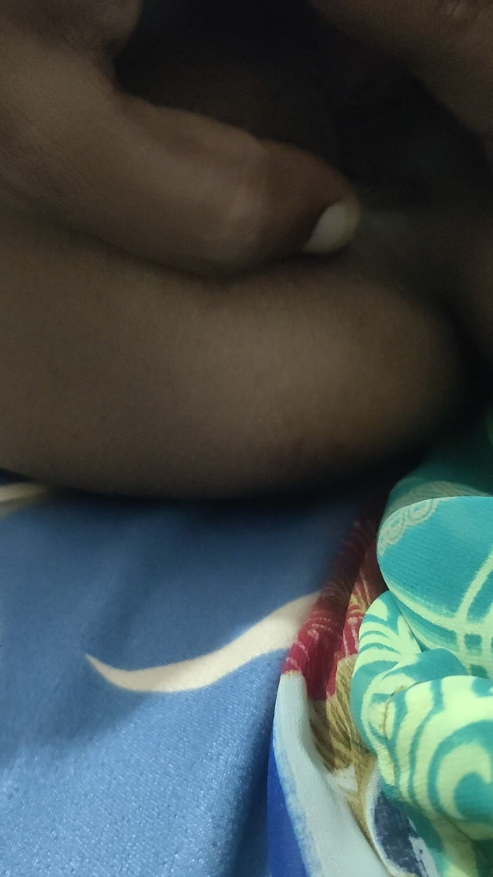 Desi_sexy_boy: 인도 바비 Ki Chut 털이 무성한 파이