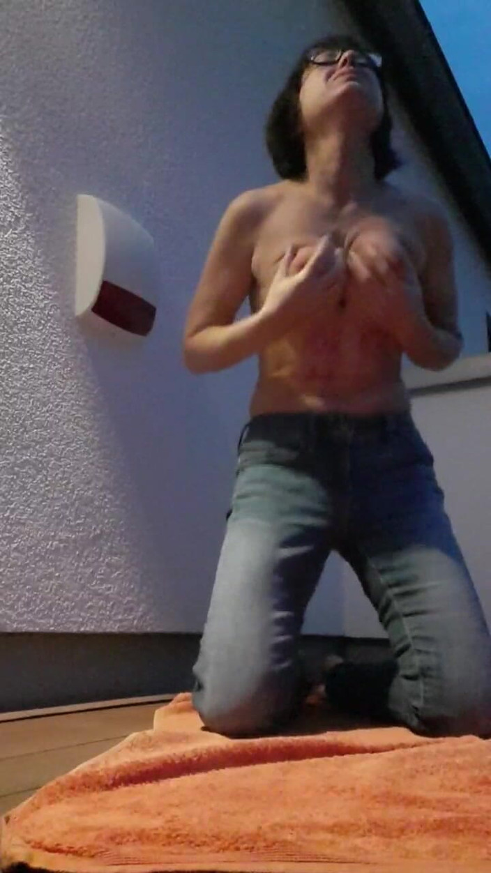 JulieEroticDress: Milf muncrat jeans wett