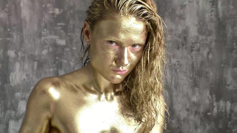 Laloka4you: Beautiful Golden Body Art and Gentle Sex with a Golden-skinned...