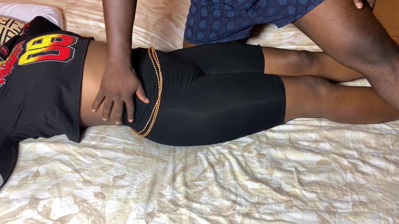 Fridayborn3: Slimthick 非洲紧致阴户少女被干