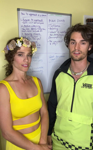 VibeWithMommy: 我们的一个惊人的粉丝要求我们制作一部如何接近一个女人的视频！因此，女性和男性视角共享