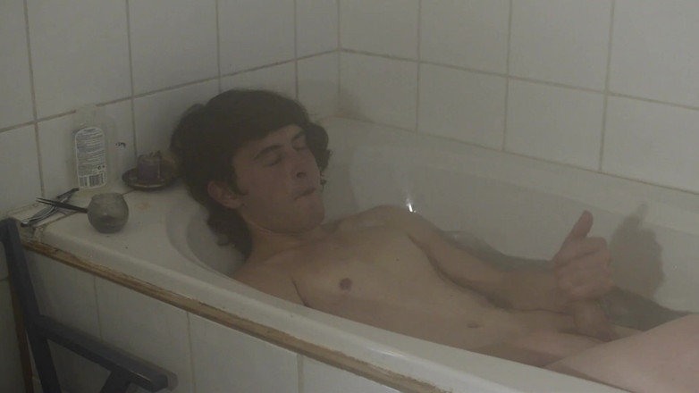 Sara B: Non-binary taking bath, smoking and jerking