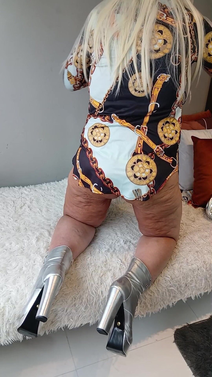 Sexy ass CDzinhafx: Mijn gebruinde kont uit steken en erin steken