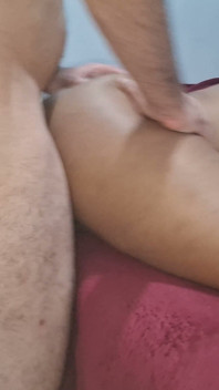 Meine frau ficken und in sie kommen, während sie weit offen ist