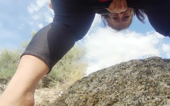 Zilah Luz: Zilah Luz, j’ai vraiment dû faire pipi. Arrêté au bord...