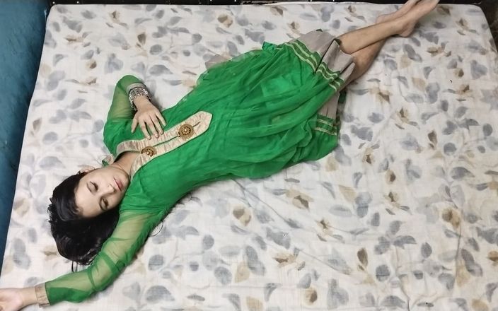 Shabnam Bhabhi: 에로 하드코어 섹스에 종사하는 아름다운 인도 주부
