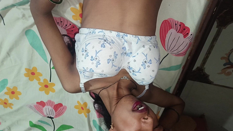 Truefuker: Pati Gya Tha Bahar Iska Faida utha kai bhabhi ne...