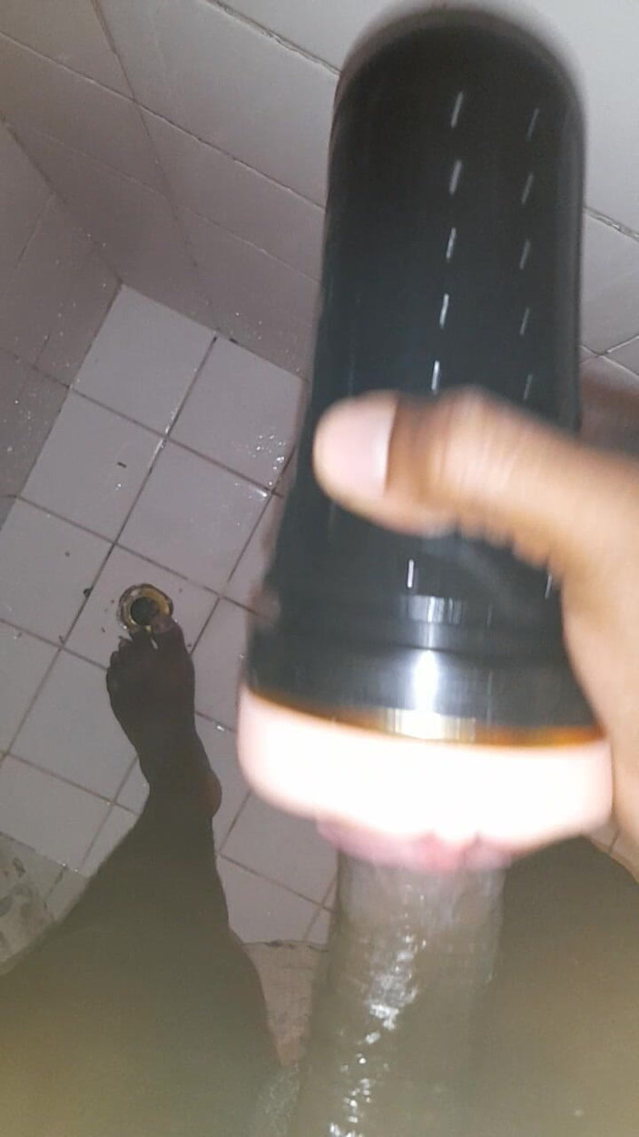 Black guy: Дрочить s9 e9