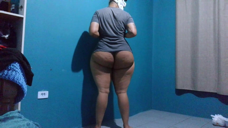 Sissy sapeca studio: Büyük götlü travesti