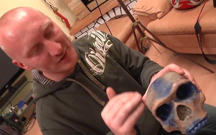 MMV films - The Original: Caut cupluri germane de amatori murdari (film porno complet)