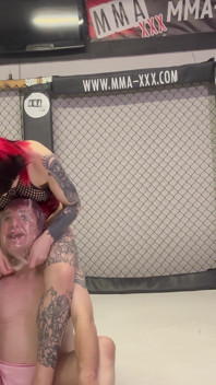 Mma Cage men pivisi sauteli mammi bahin ko tarpaati hai - jangh niyantran aur apmaan