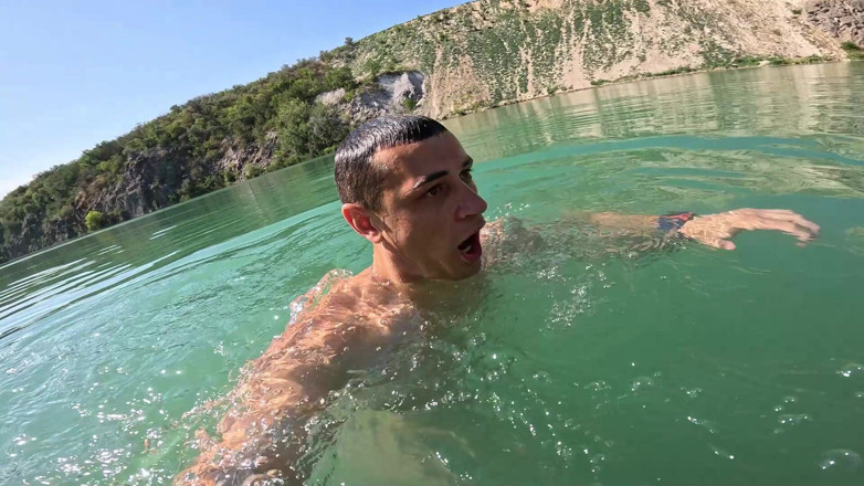 HotPrincessUA: Naked in Blue Water Playful Day with My Lover