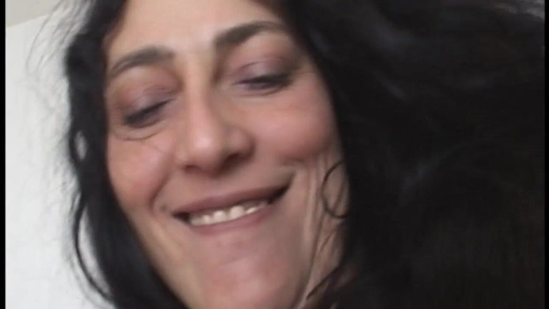 Real Home Made: Amateur gangbang for the bitch