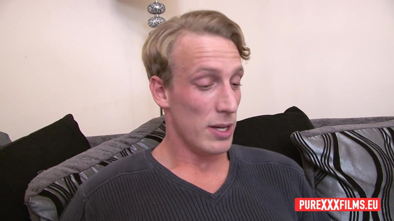 Pure XXX Soft: Mina styvdotter söta fitta Alessa Savage