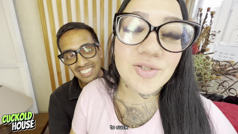 CuckoldHouse: Awek yang tidak setia berkongkek dengan dua lelaki sebenar, di...