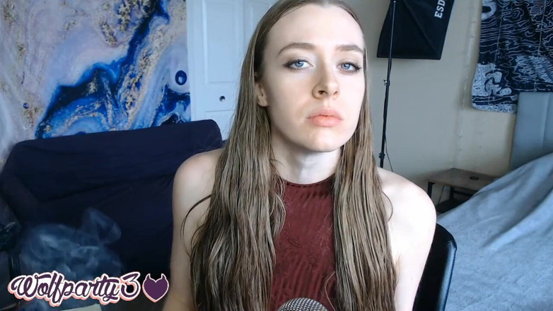Dahlia Wolf: Findom smoking joi