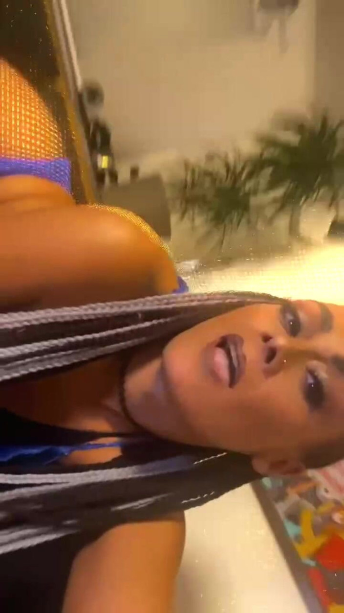 Nicole Gigi: Nicole Gigi Teases You &amp; BF Rouwdt with Blowjob