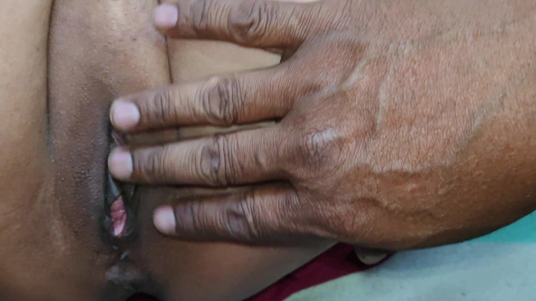 Meenu raj: Удаление киски, волосы, бойфренд