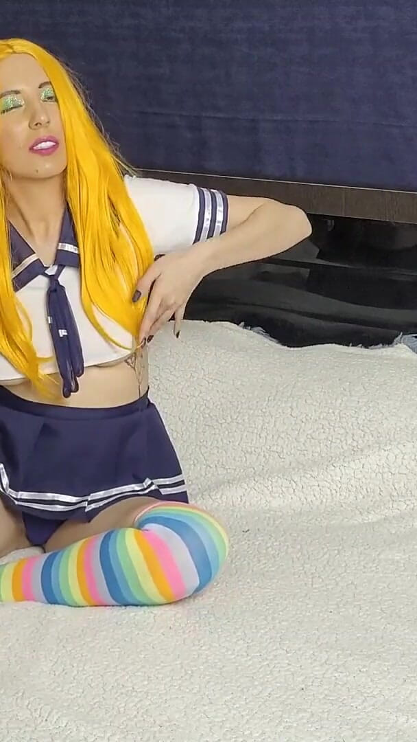 Sweet Lissa: Girl in college uniform shows tits