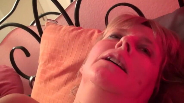 Abby Roberts: zoomd chudaee philm