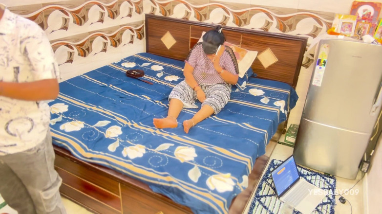 TactfulFiber902: Desi-echtgenoot vrouw volledige nacht privéseks - geen gesneden eigengemaakte hardcore creampie...