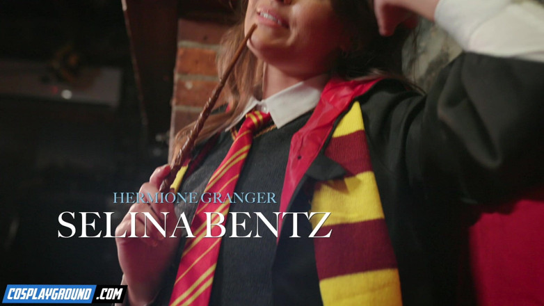 Cosplayground: Selina Bentz as Hermione Granger Begs Harry Potter for His...